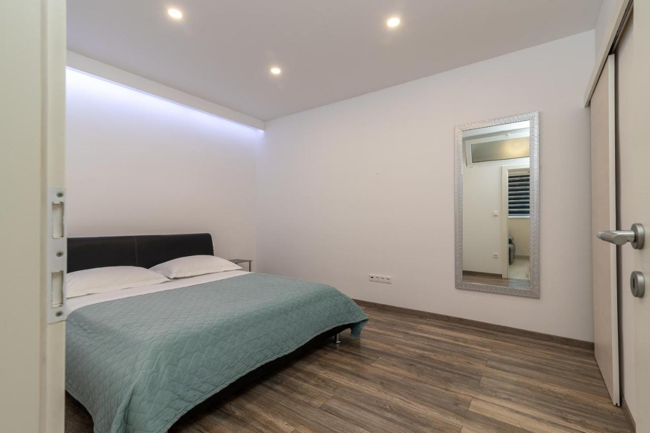 Apartment Soric Trogir Extérieur photo